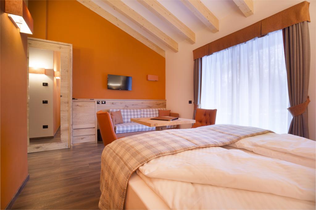 Chalet Marcora Campitello di Fassa Habitación foto