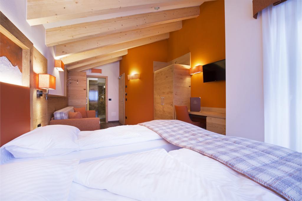 Chalet Marcora Campitello di Fassa Habitación foto